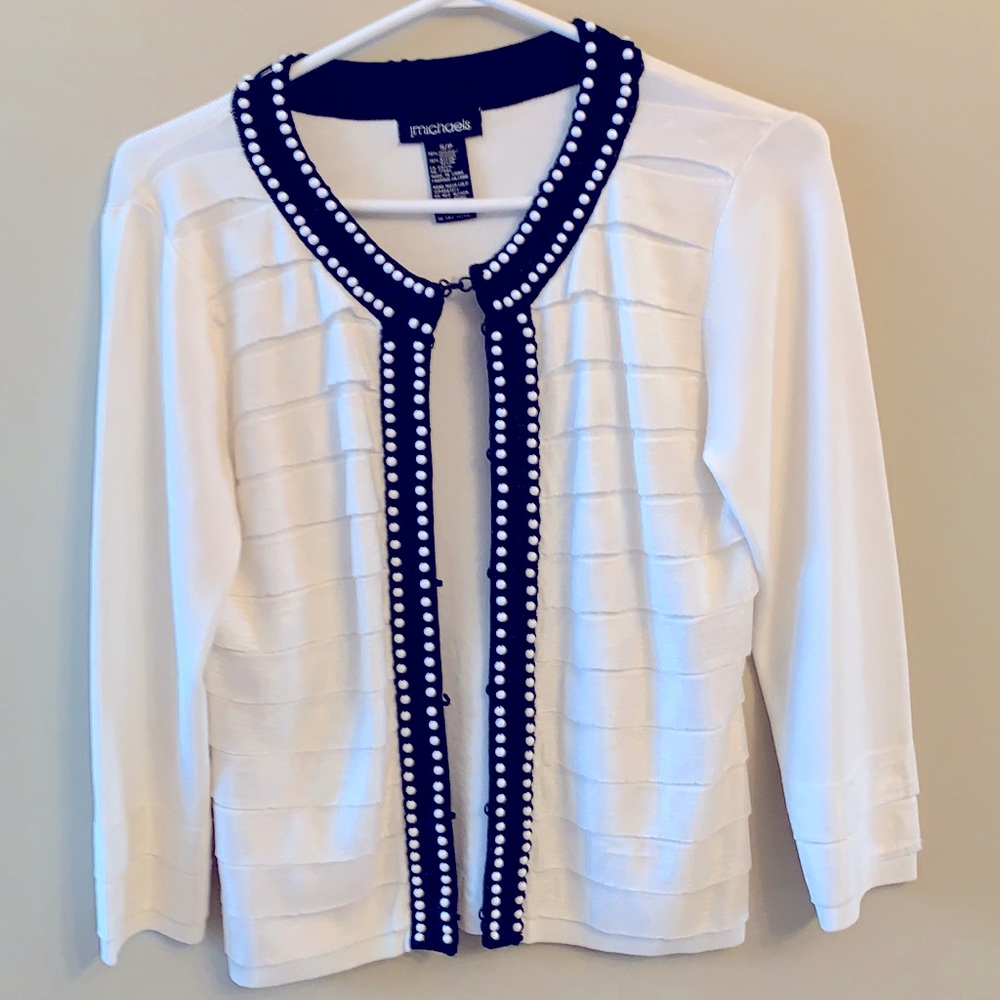 🌷Petite Party Cardigan🌷…2/$35